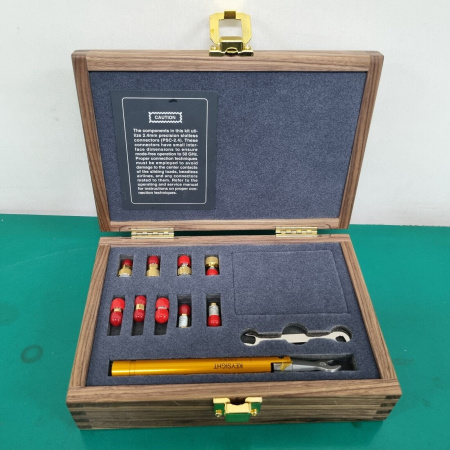 Экономичный механический калибровочный комплект Keysight 85056D (демонстрационный) купить по низкой цене | МАКСПРОФИТ Экономичный механический калибровочный комплект Keysight 85056D (демонстрационный) купить по низкой цене | МАКСПРОФИТ