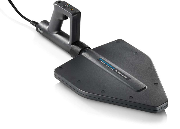 Антенный модуль Rohde & Schwarz HE400LP для HE400 (4104.8402.02) купить по низкой цене | МАКСПРОФИТ