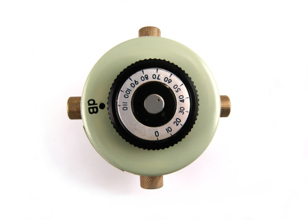 Прибор для поверки аттенюаторов Д1-13А купить по низкой цене | МАКСПРОФИТ Прибор для поверки аттенюаторов Д1-13А купить по низкой цене | МАКСПРОФИТ